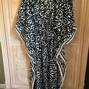 Banana Republic black and  cream Geometric Patterned Kaftan